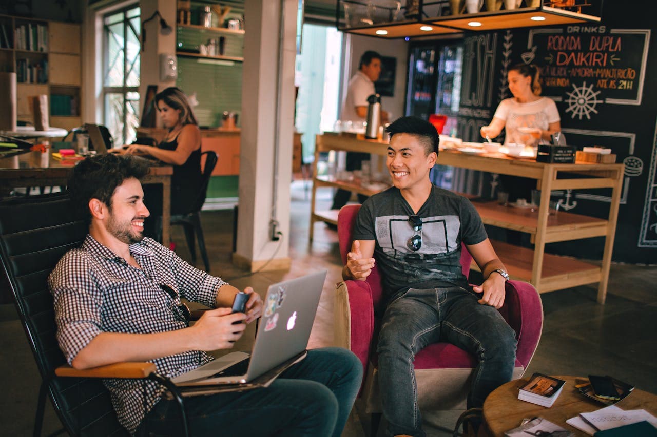 El equipo de Sodium colaborando en el futuro del Social Commerce